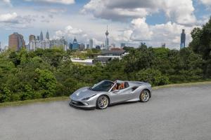 Ferrari F8 Spider 2020 года 